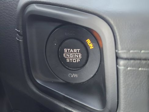 Used 2024 Jeep Wrangler Unlimited Rubicon 4xe AWD/4WD image 19