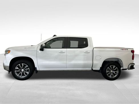 Used 2024 Chevrolet Silverado 1500 LT AWD/4WD image 2