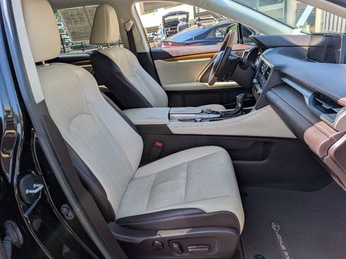 Used 2019 Lexus RX 450h AWD w/ Navigation Package image 8