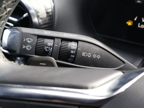 Certified 2025 Chevrolet Equinox LT image 24