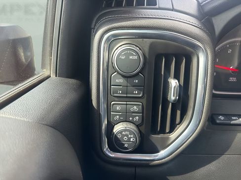 Used 2021 Chevrolet Silverado 2500 LTZ w/ LTZ Plus Package image 28