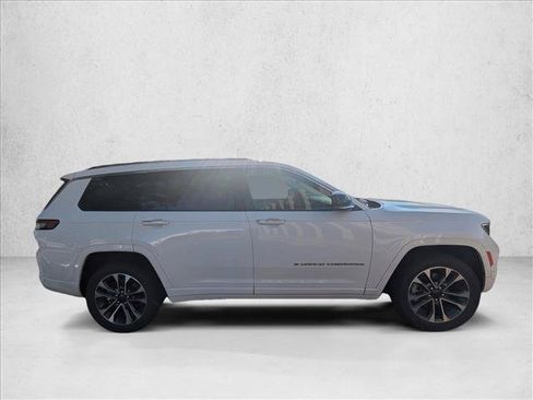 Used 2021 Jeep Grand Cherokee L Overland AWD/4WD image 4