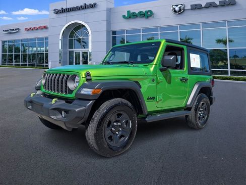 Used 2025 Jeep Wrangler Sport image 3