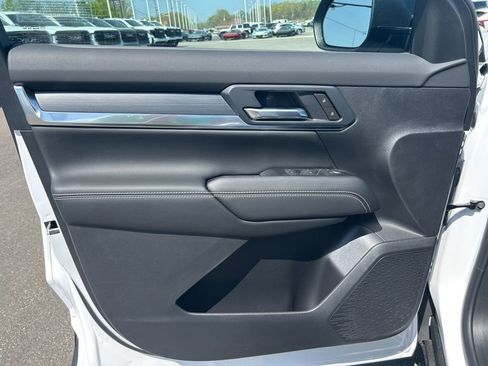 New 2026 GMC Terrain Elevation w/ Technology Package II FWD image 23
