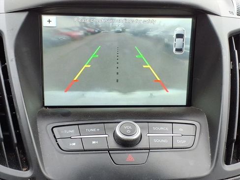 Used 2017 Ford Escape SE w/ Equipment Group 201A image 15