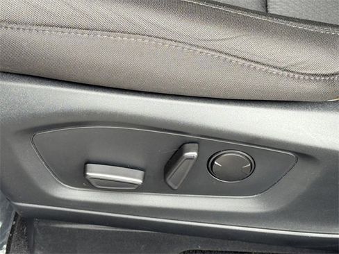 Certified 2023 Ford Explorer XLT image 7