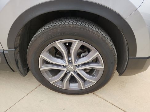 Used 2020 Honda CR-V Touring image 9