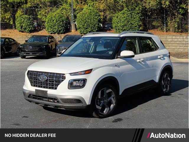 Used 2025 Hyundai Venue SEL FWD image 1