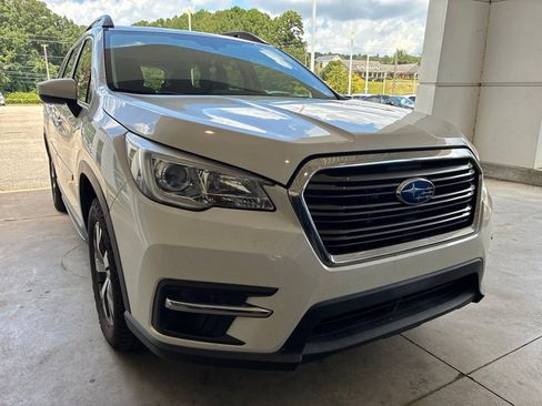 Used 2020 Subaru Ascent Premium w/ Convenience Package AWD/4WD image 4