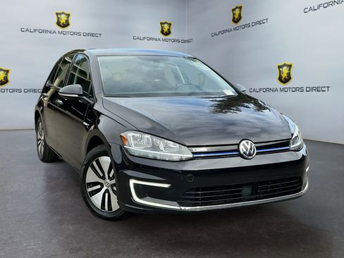 Used 2019 Volkswagen e-Golf SE w/ Driver Assistance Package image 3