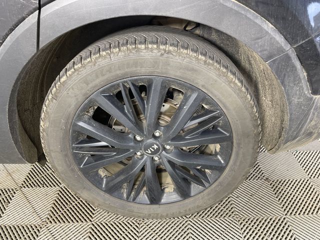 Used 2020 Kia Telluride SX w/ SX Prestige Package AWD/4WD image 12