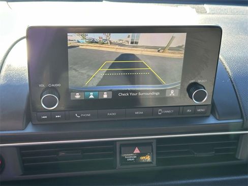 Certified 2025 Honda Pilot Sport image 20