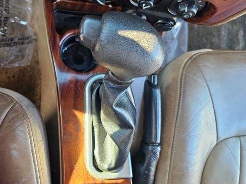 Used 2002 GMC Envoy SLT image 17