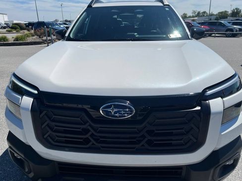 Used 2026 Subaru Outback Limited AWD/4WD image 3