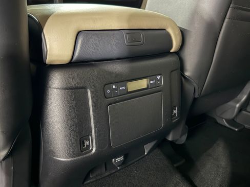 Used 2023 INFINITI QX80 Premium Select w/ All-Season Package image 40