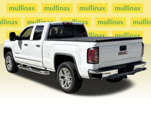 Used 2017 GMC Sierra 1500 SLT w/ Max Trailering Package image 9