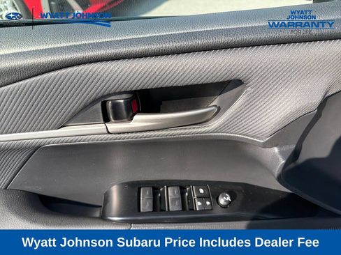Used 2025 Toyota Camry SE FWD image 21