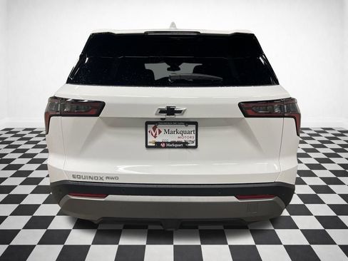 New 2026 Chevrolet Equinox LT w/ Convenience Package II image 7