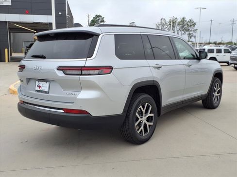 New 2025 Jeep Grand Cherokee L Limited w/ Luxury Tech Group II image 4