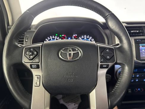 Used 2016 Toyota 4Runner Limited AWD/4WD image 18