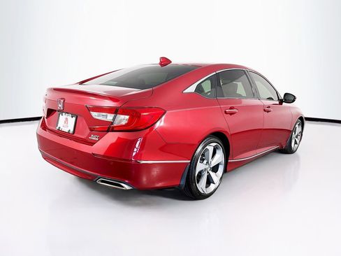 Used 2018 Honda Accord Touring image 10