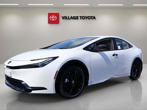 New 2026 Toyota Prius Plug-In Hybrid FWD image 1