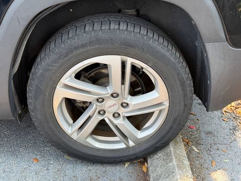 Used 2018 GMC Terrain SLE FWD image 17