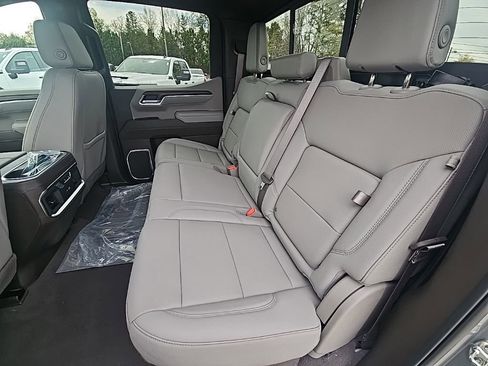 New 2026 GMC Sierra 1500 SLT w/ SLT Premium Plus Package AWD/4WD image 14