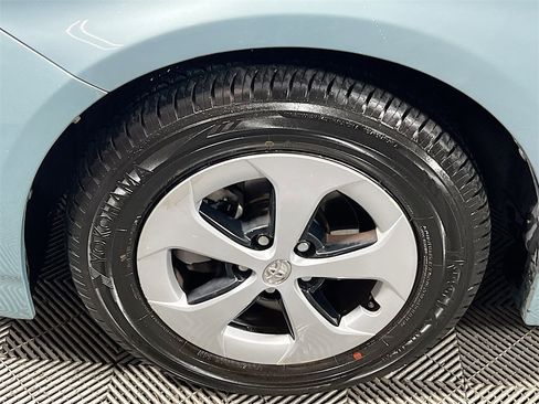Used 2012 Toyota Prius Two image 26