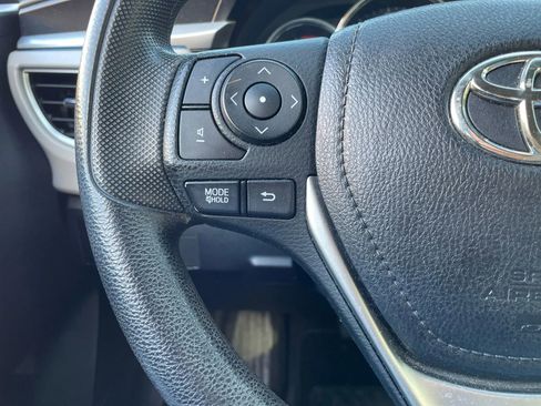 Used 2014 Toyota Corolla S Premium image 13