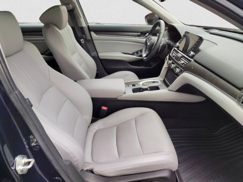 Used 2019 Honda Accord Touring image 20