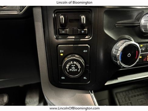 Used 2022 Ford F150 Lariat w/ Equipment Group 502A High image 38