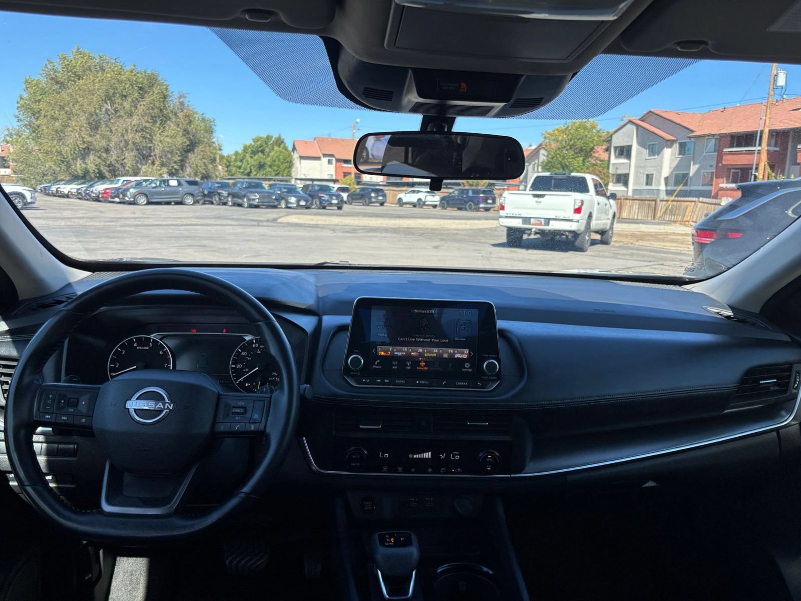 Used 2025 Nissan Rogue SV AWD/4WD image 34
