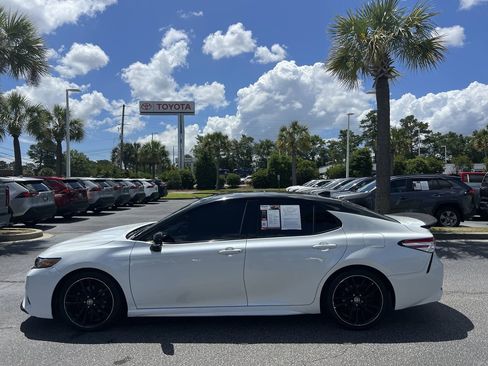 Used 2020 Toyota Camry XSE w/ Driver Assist Package FWD image 7