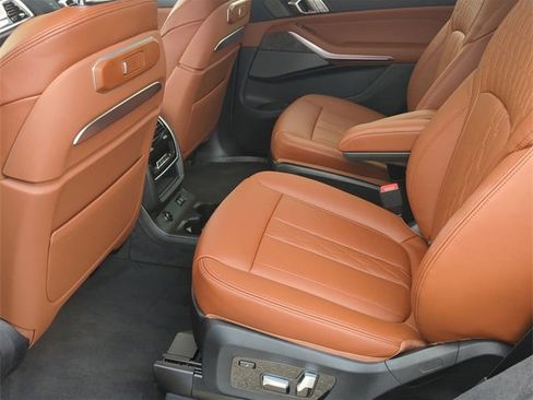 New 2026 BMW X7 xDrive40i w/ M Sport Package image 15