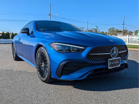Used 2024 Mercedes-Benz CLE 300 4MATIC Coupe image 3