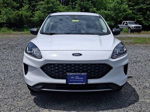 Used 2022 Ford Escape SE AWD/4WD image 2