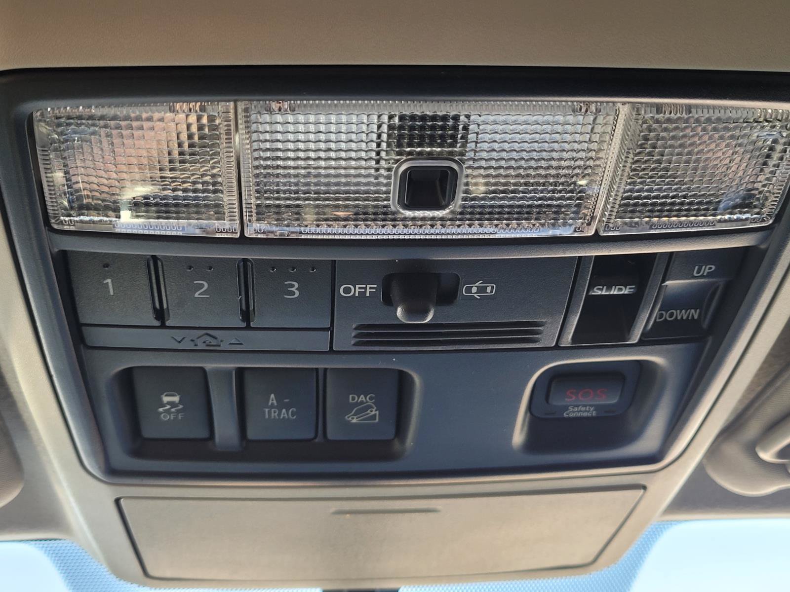 Used 2019 Toyota 4Runner Limited AWD/4WD image 31