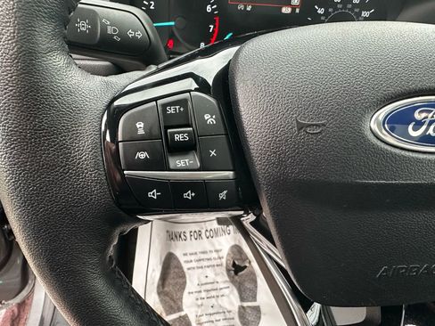 Used 2021 Ford Escape SE w/ SE Sport Appearance Package image 23