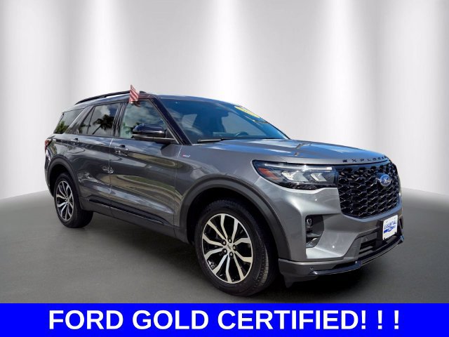 Certified 2025 Ford Explorer ST-Line AWD/4WD image 7