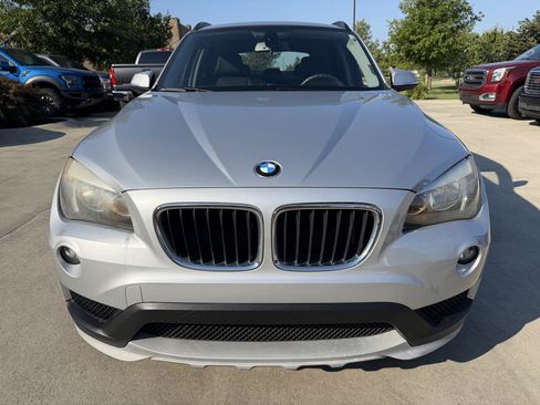 Used 2015 BMW X1 sDrive28i RWD image 2