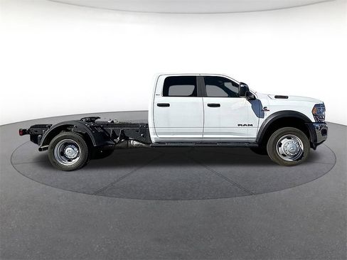 Used 2023 RAM 4500 SLT w/ Quick Order Package 2YG SLT image 6