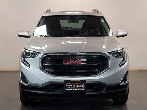 Used 2018 GMC Terrain SLE w/ Driver Convenience Package image 3