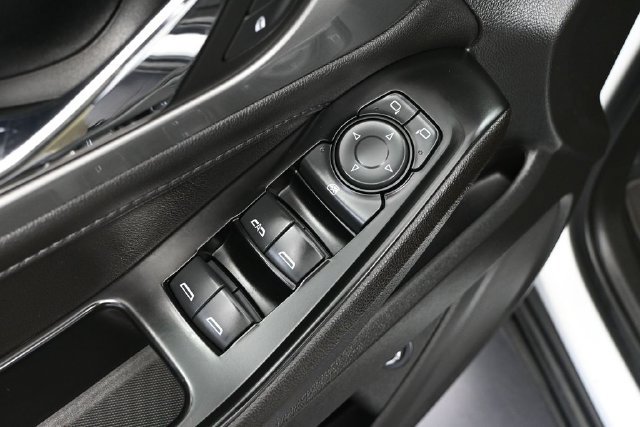 Used 2023 Chevrolet Traverse LT AWD/4WD image 14