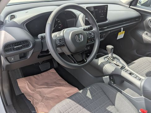 New 2026 Honda HR-V LX image 16