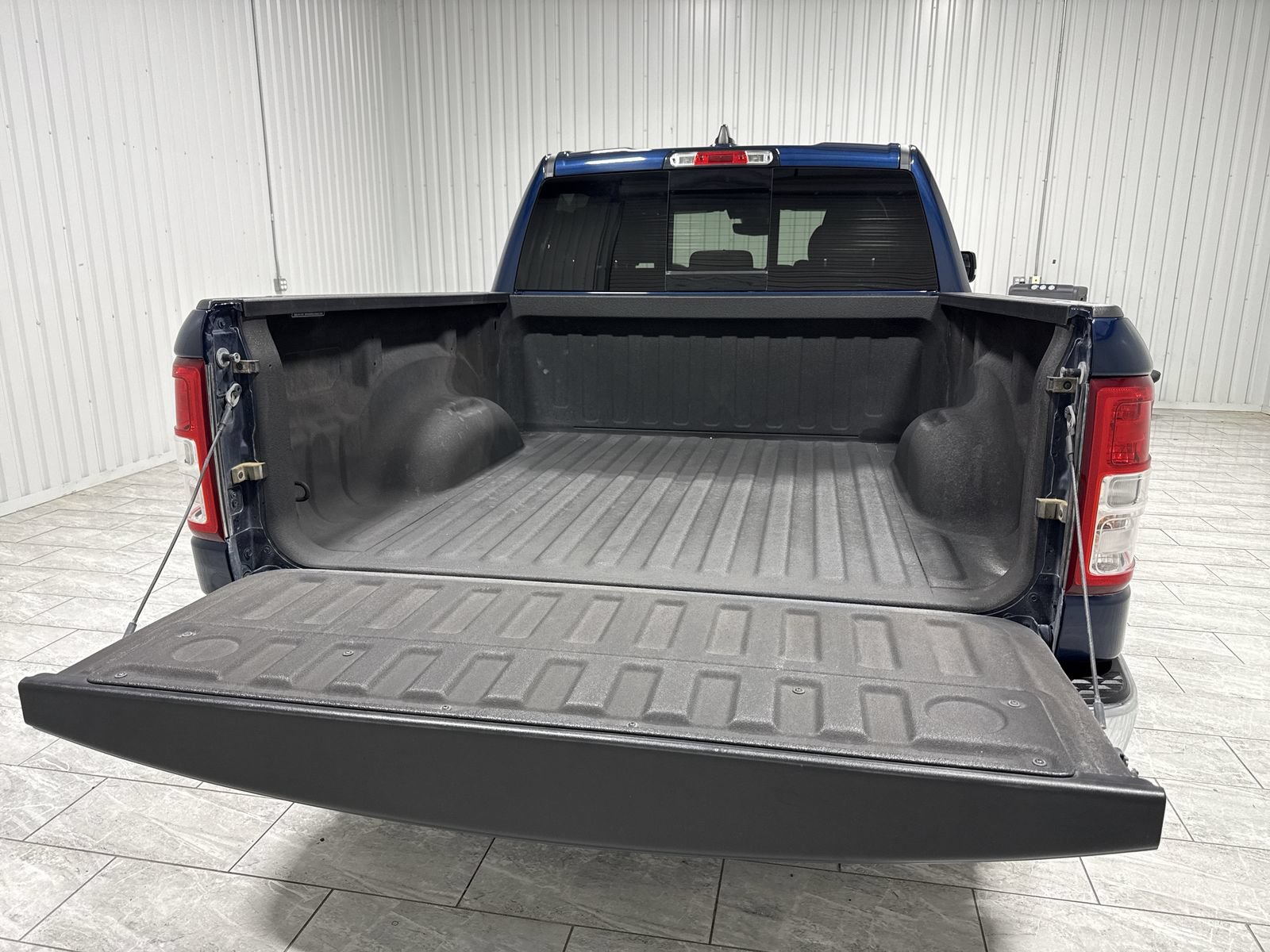 Used 2020 RAM 1500 Lone Star RWD image 27