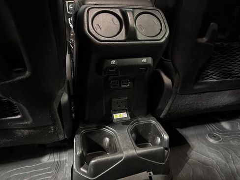 Used 2020 Jeep Gladiator Rubicon AWD/4WD image 30