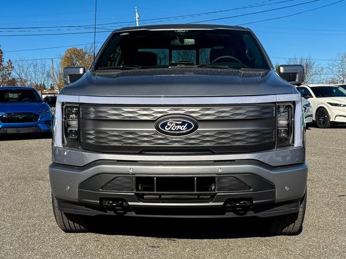 New 2025 Ford F150 Lightning Lariat image 8