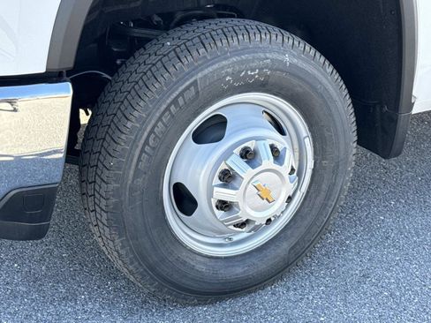 New 2026 Chevrolet Silverado 3500 W/T w/ WT/CX Safety Package image 18