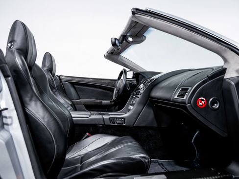 Used 2007 Aston Martin DB9 Volante image 22